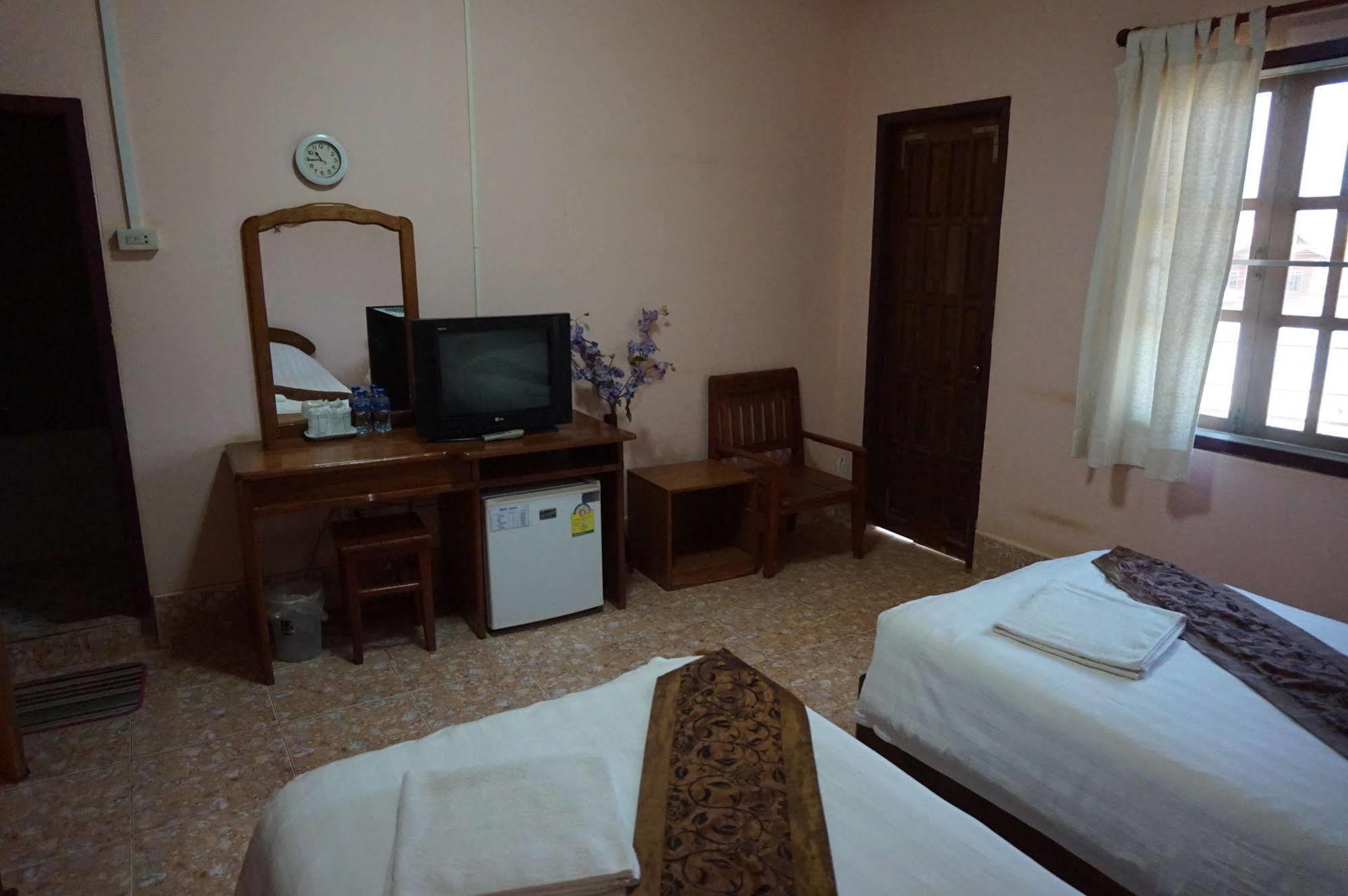 Phaythavone Hotel Pakse Exteriér fotografie