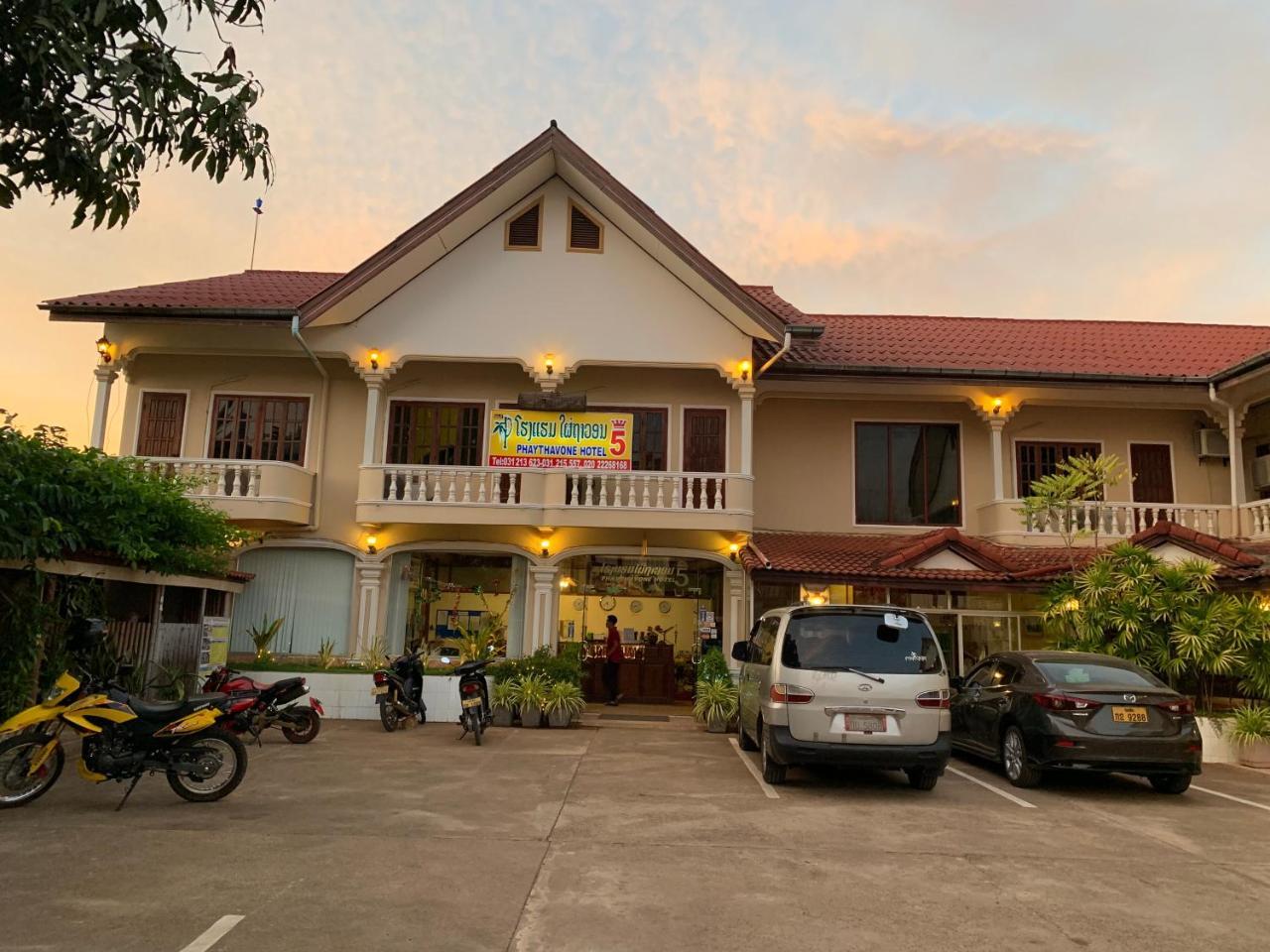 Phaythavone Hotel Pakse Exteriér fotografie