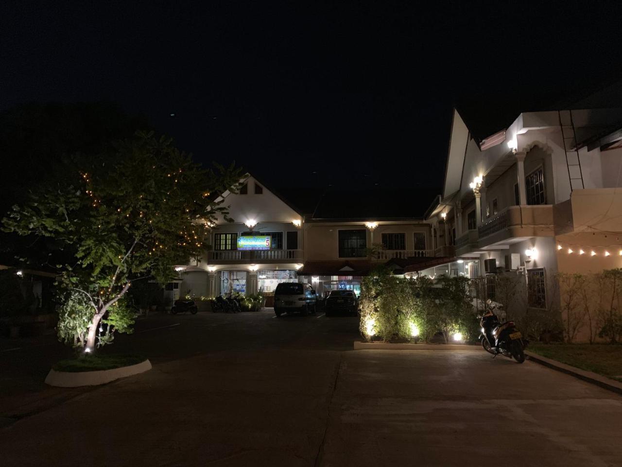 Phaythavone Hotel Pakse Exteriér fotografie