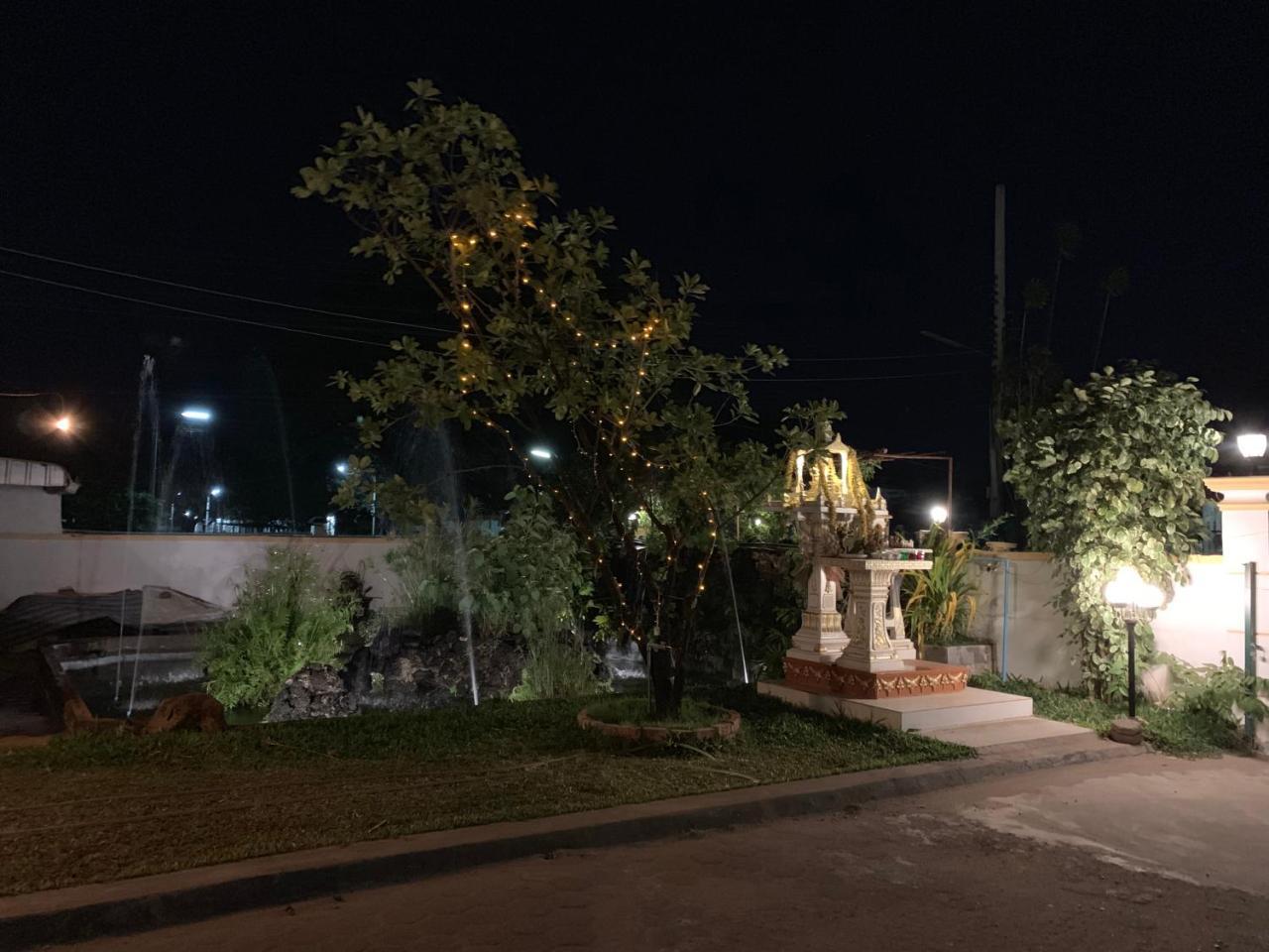 Phaythavone Hotel Pakse Exteriér fotografie